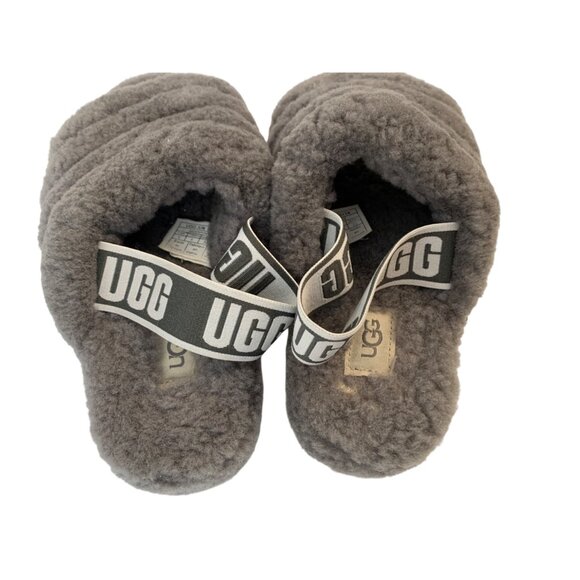 UGG Fluff Yeah Slide Slippers Gray Size 6 Womens Cozy Sheepskin Rubber Sole - Picture 2 of 9